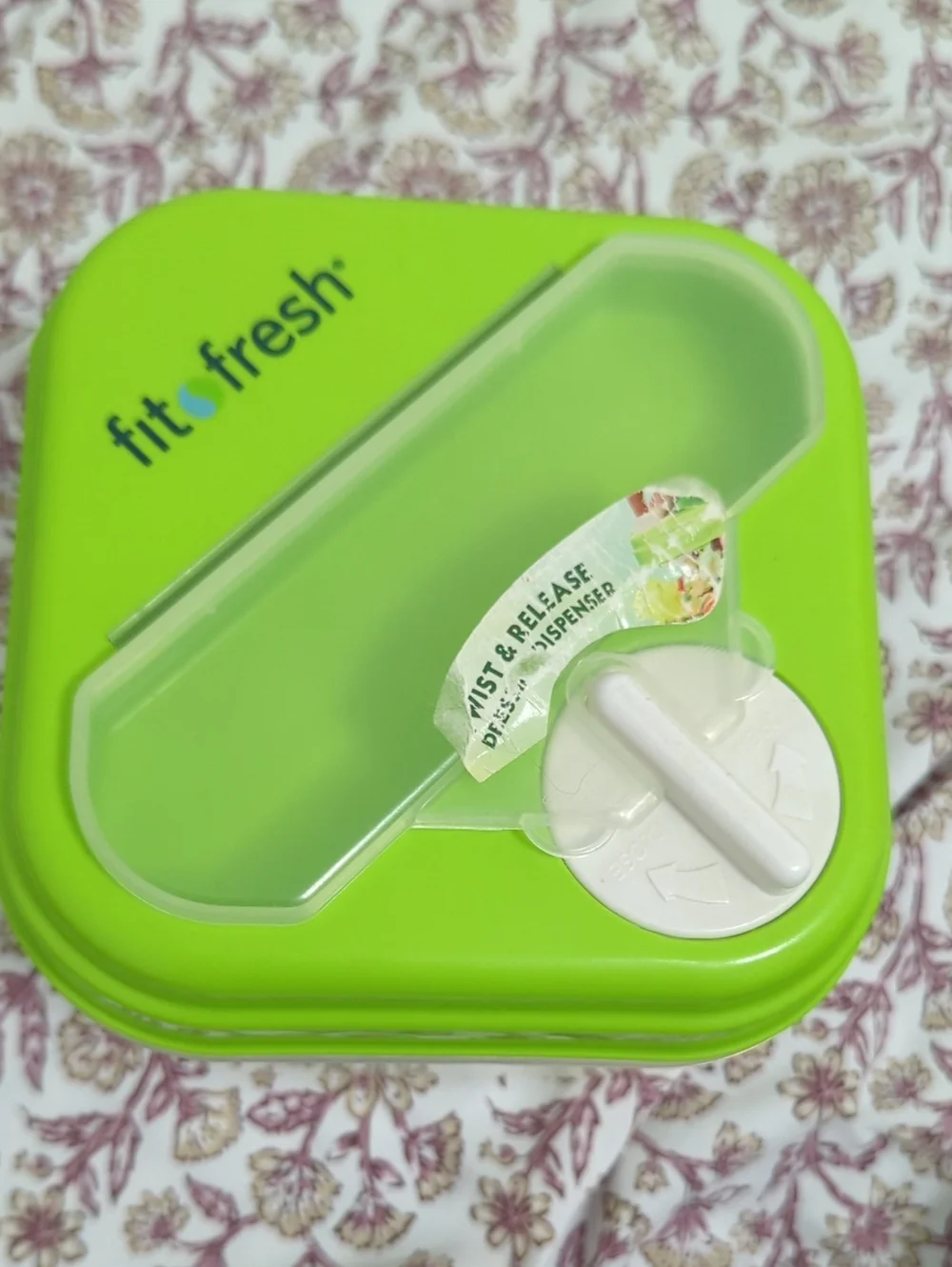 fit&fresh Bright Lime Green Food Container